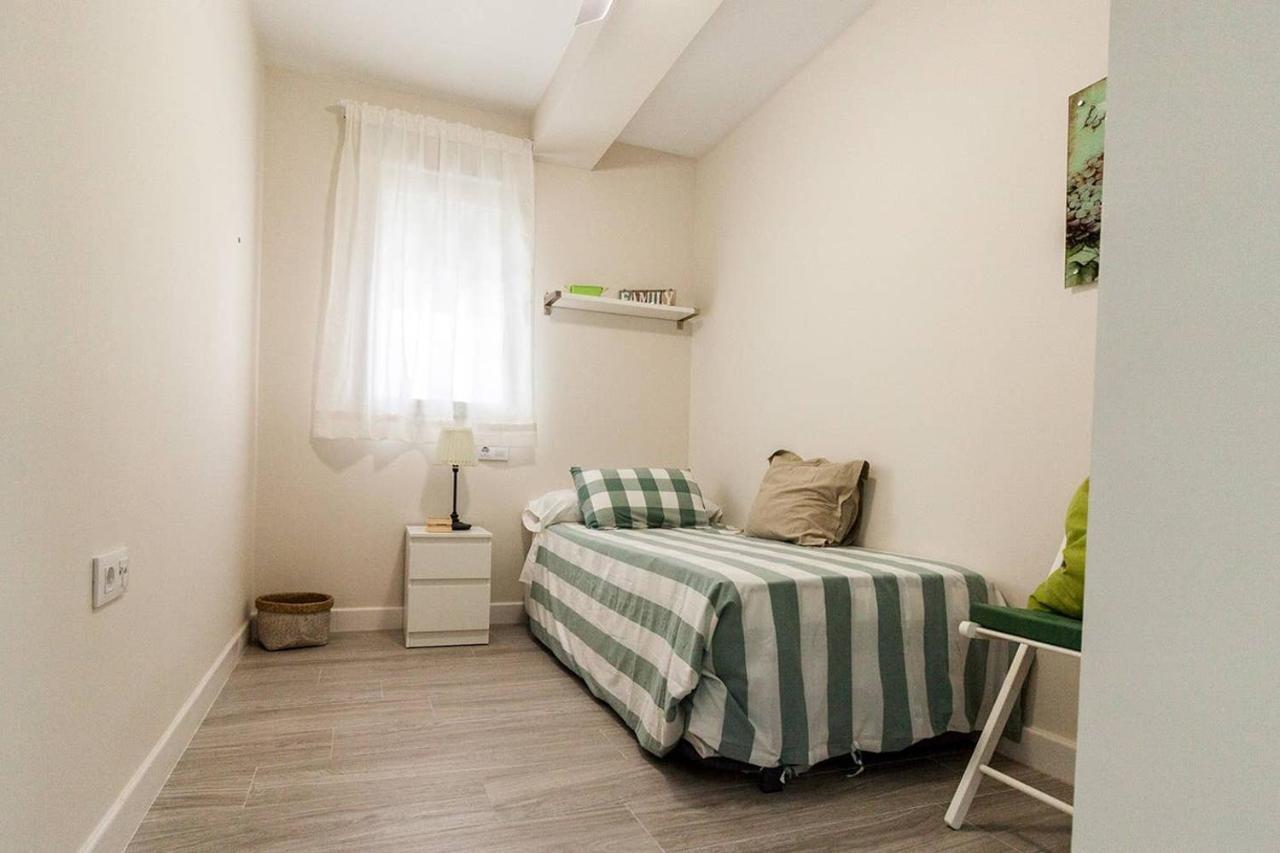 Victoria - Apartamento Playa Cadiz Bagian luar foto