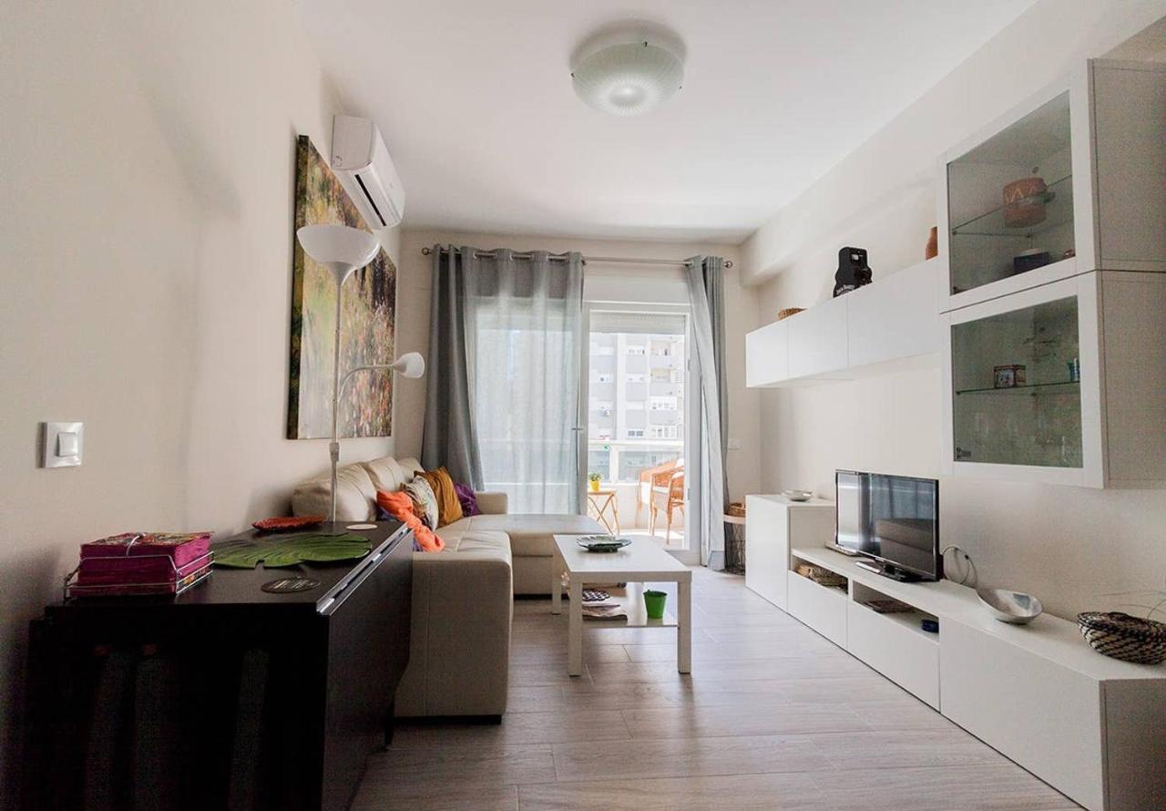 Victoria - Apartamento Playa Cadiz Bagian luar foto